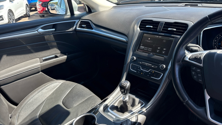 Ford Mondeo 1.5 EcoBoost Titanium 5dr Petrol Hatchback